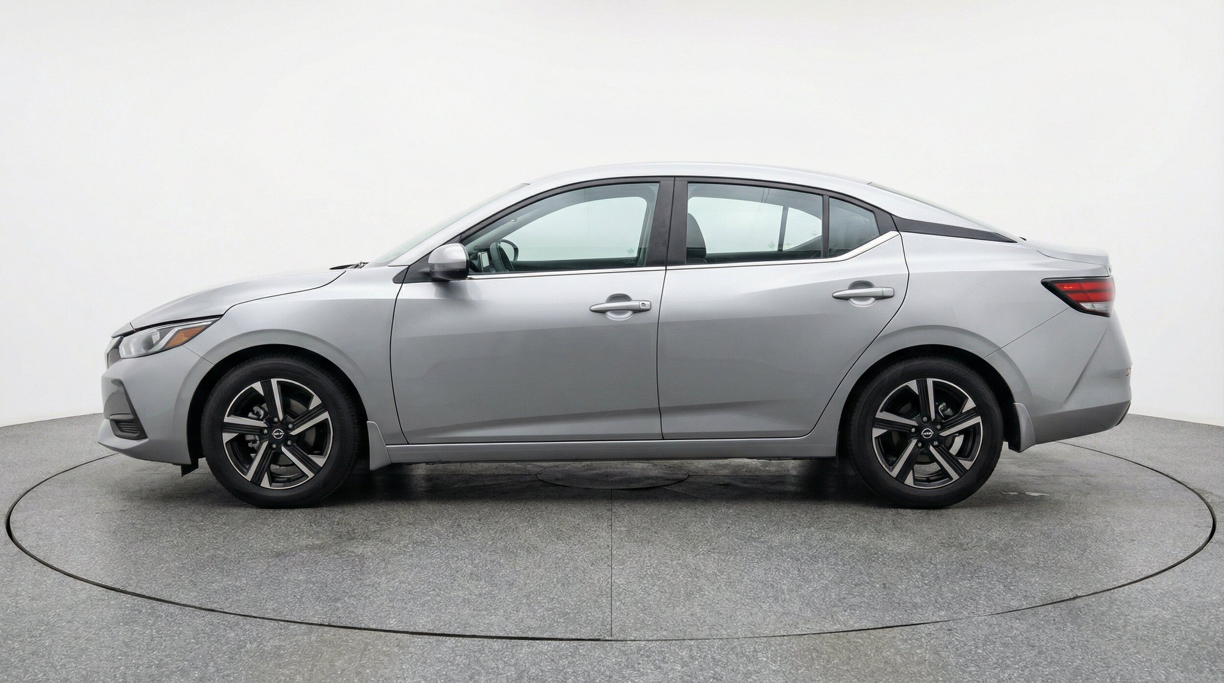 Thumbnail: 2025 Nissan Sentra - 5