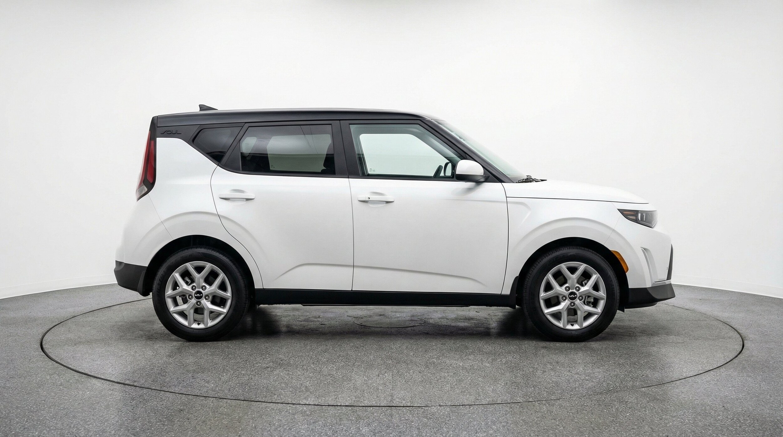 Thumbnail: 2025 Kia Soul - 10