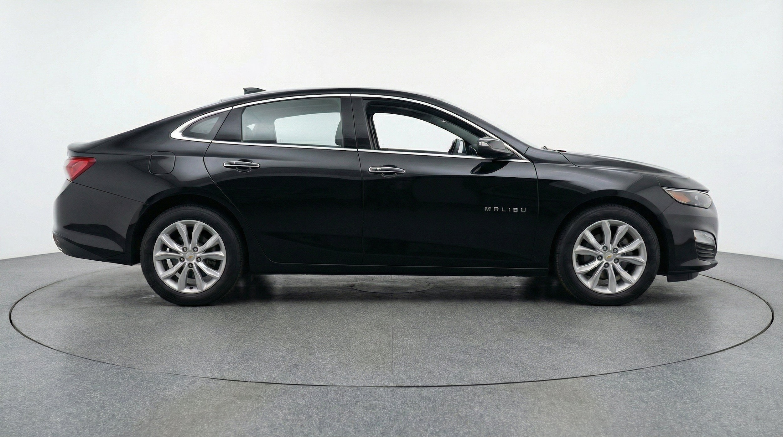 Thumbnail: 2024 Chevrolet Malibu - 10