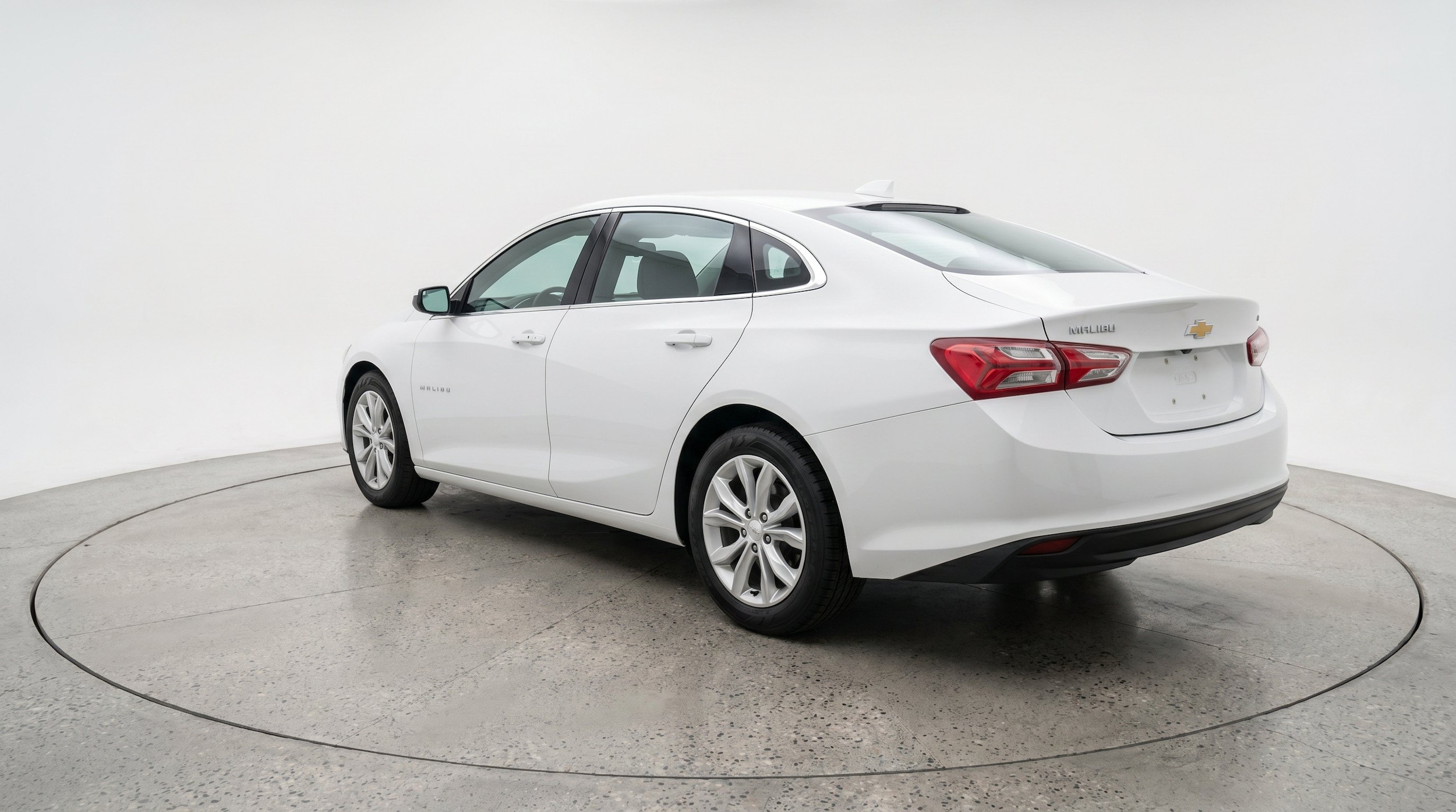 Thumbnail: 2024 Chevrolet Malibu - 6