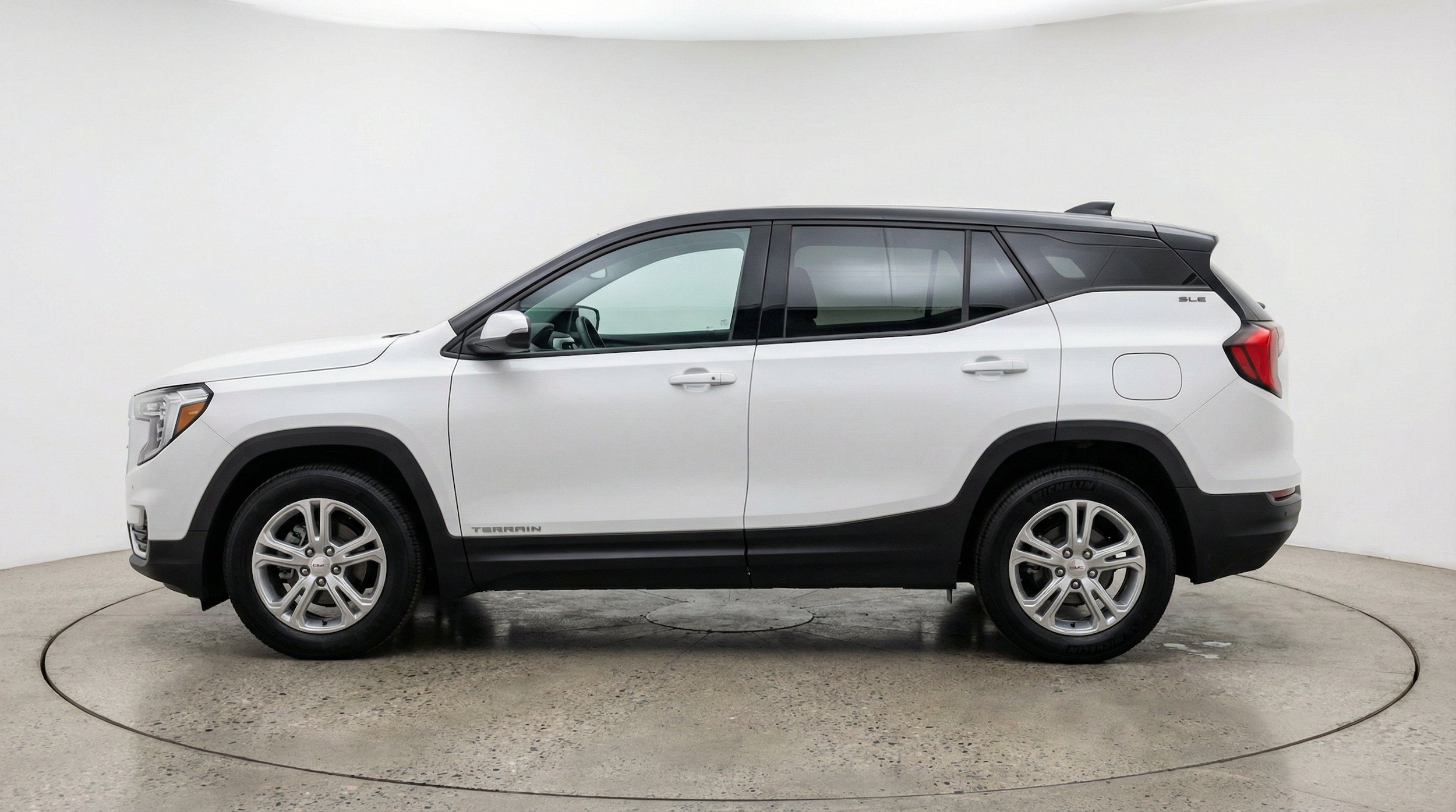 Thumbnail: 2024 GMC Terrain - 5