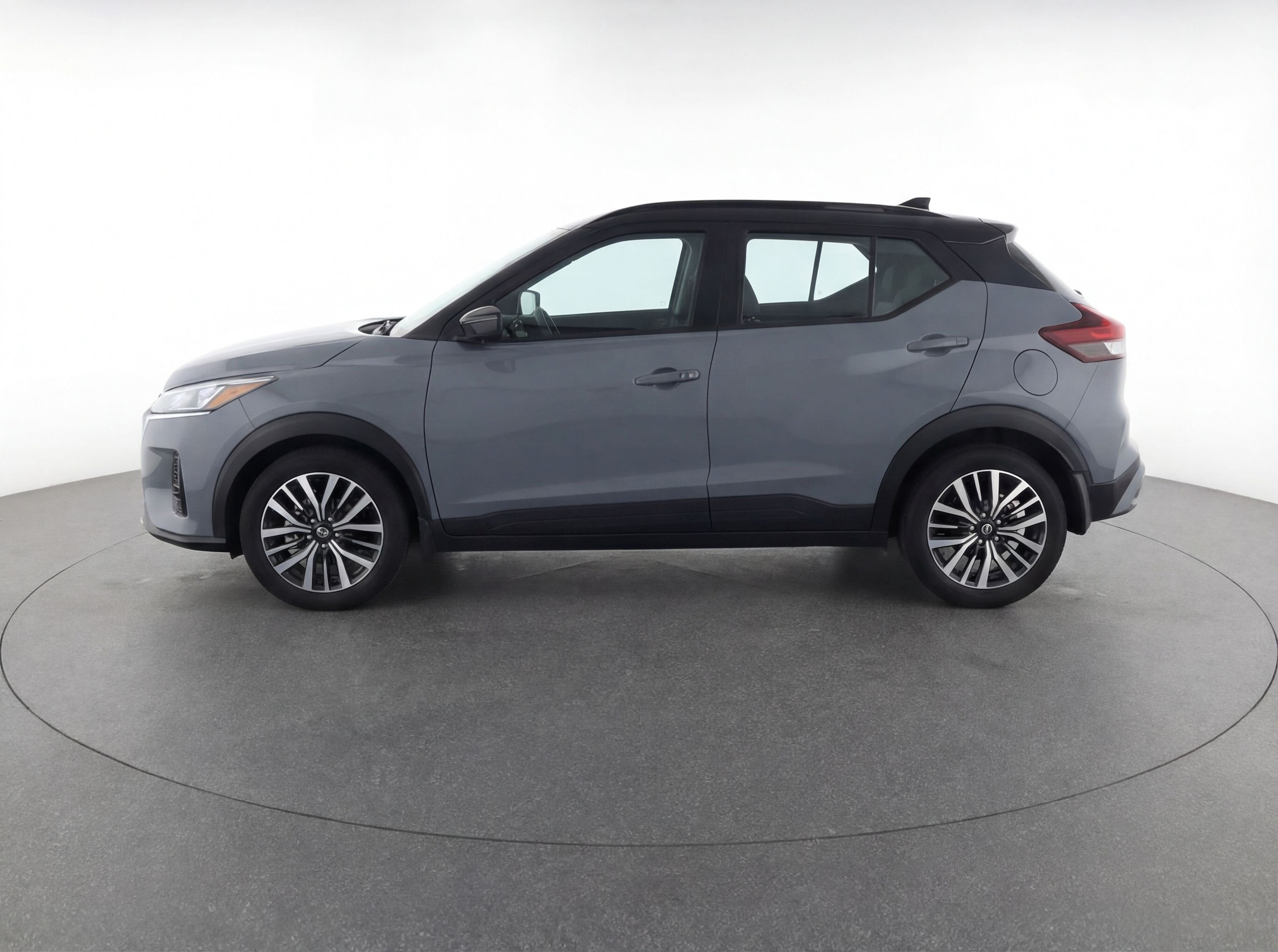 Thumbnail: 2024 Nissan Kicks - 5