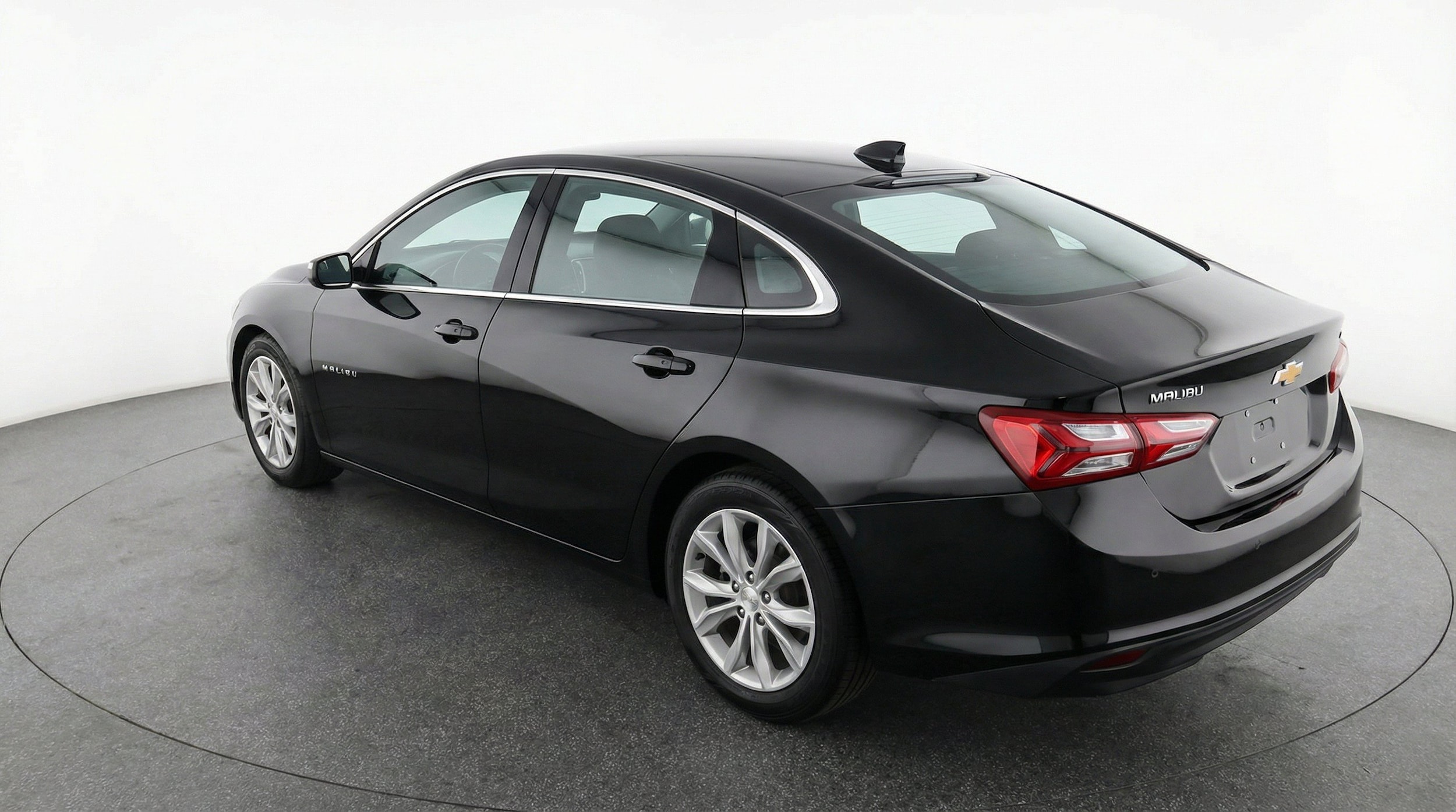 Thumbnail: 2024 Chevrolet Malibu - 6
