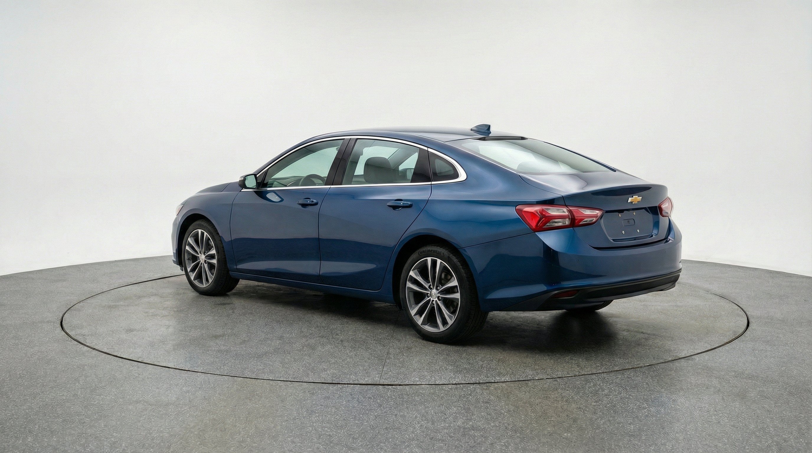 Thumbnail: 2024 Chevrolet Malibu - 6