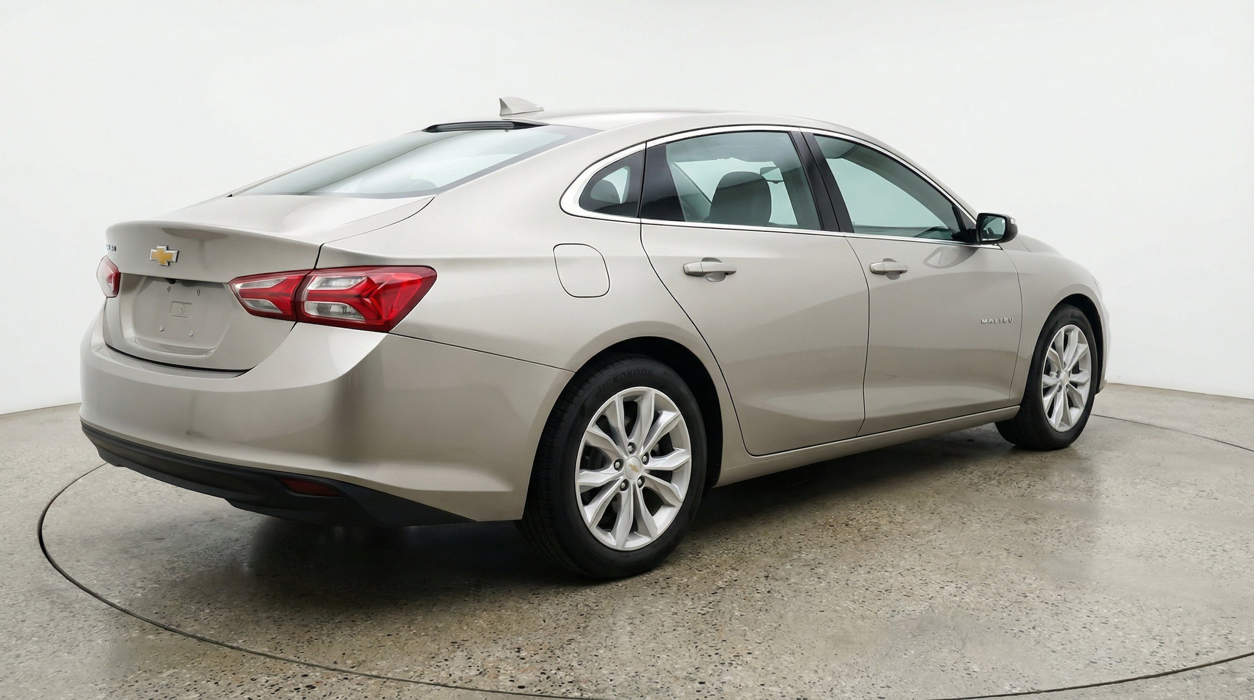 Thumbnail: 2024 Chevrolet Malibu - 9