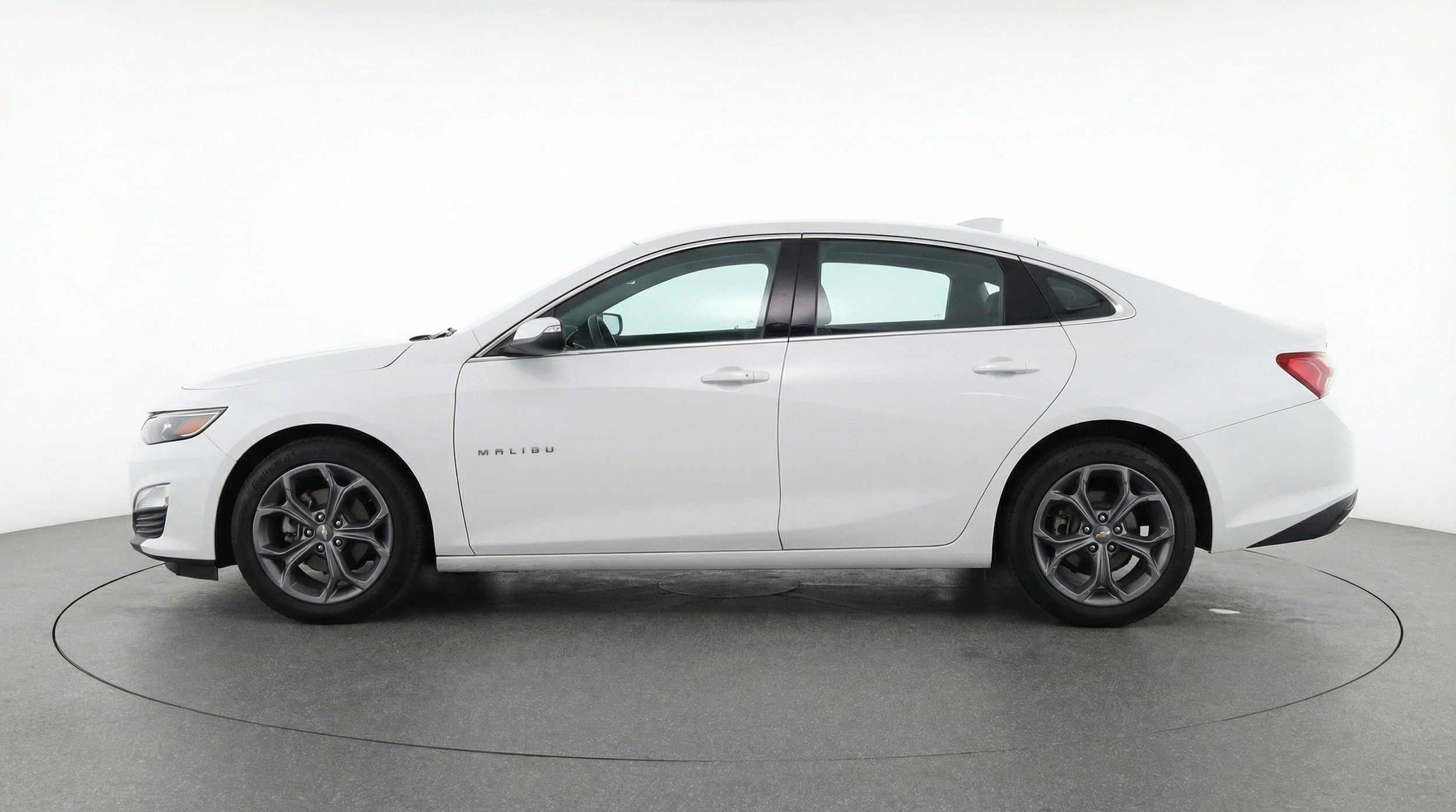Thumbnail: 2024 Chevrolet Malibu - 5