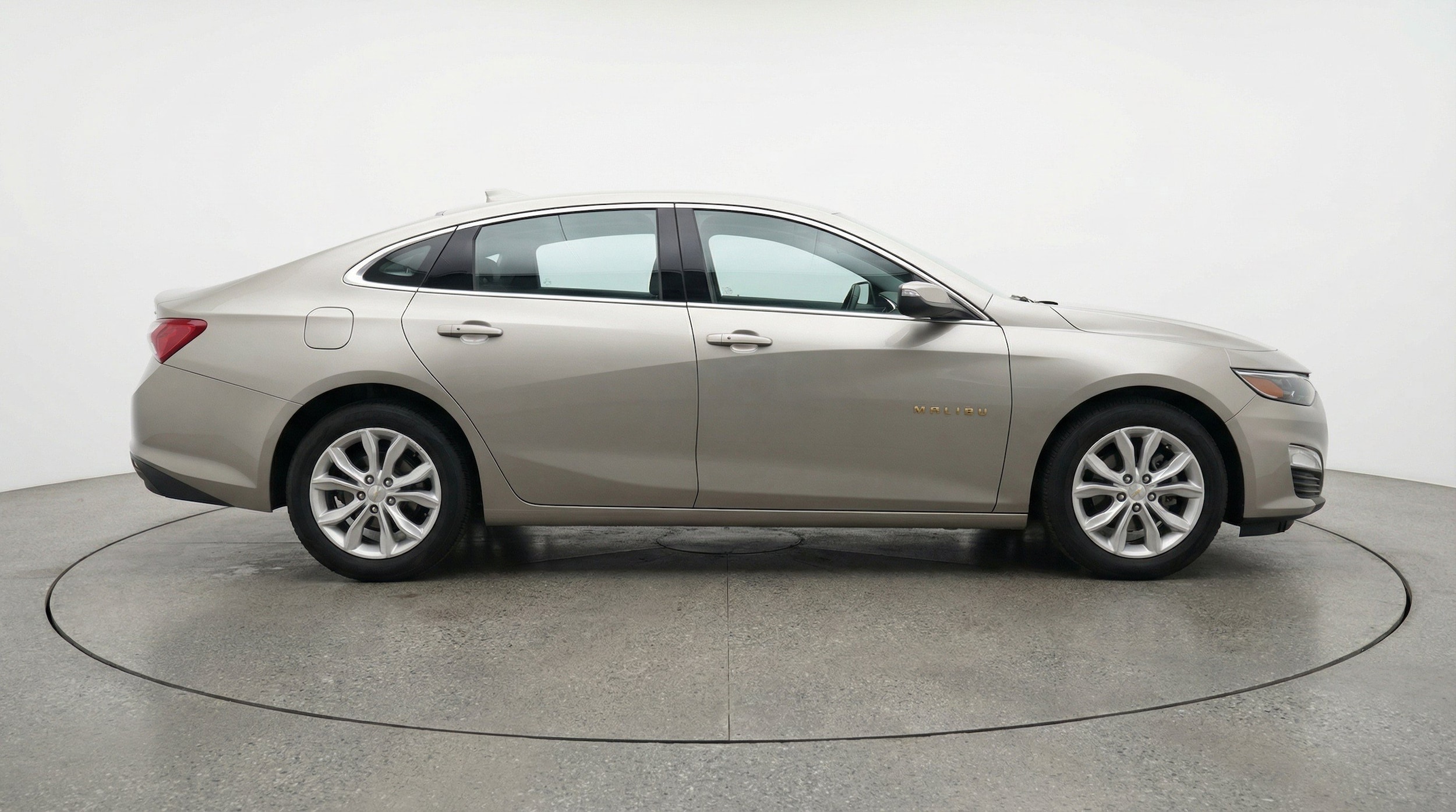 Thumbnail: 2024 Chevrolet Malibu - 11