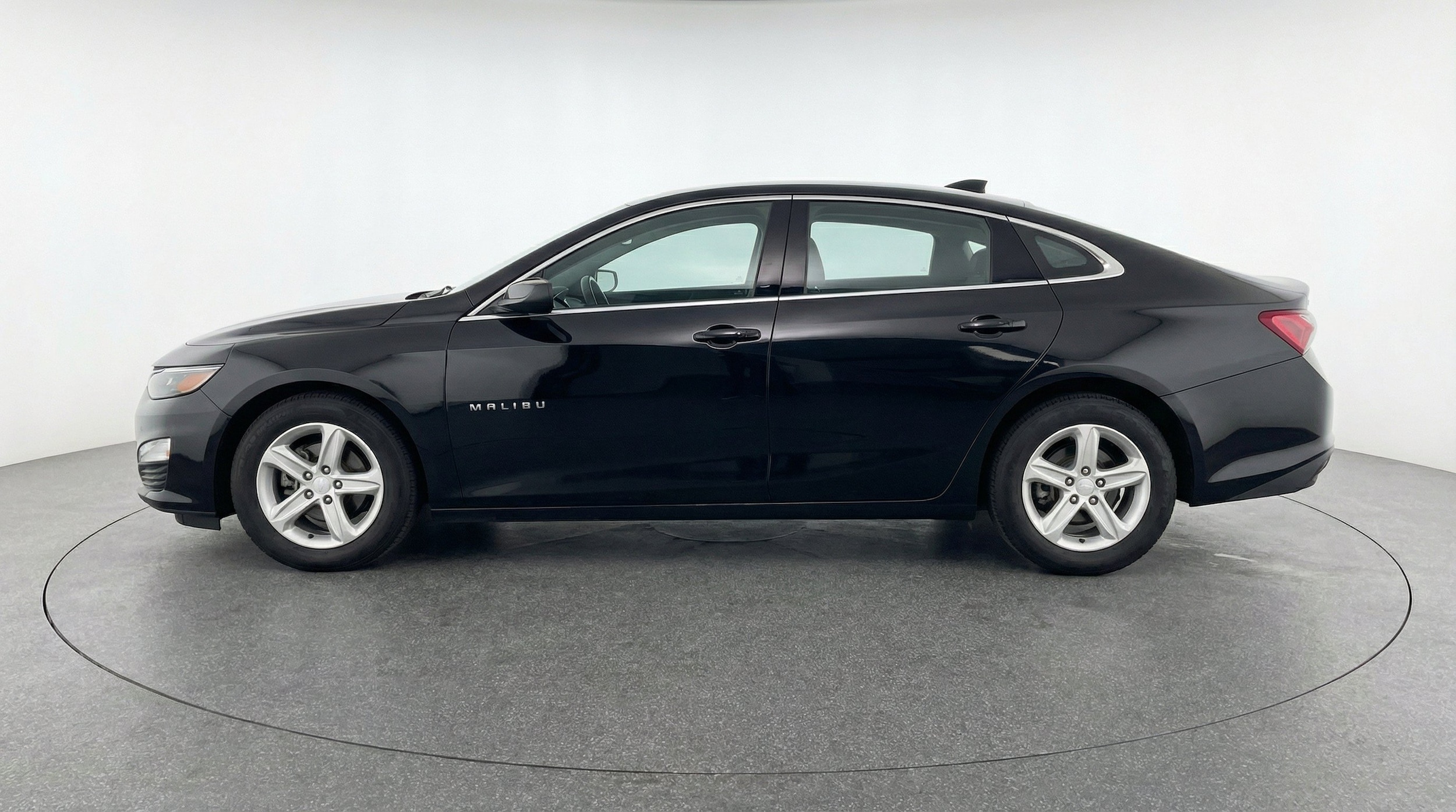 Thumbnail: 2024 Chevrolet Malibu - 5