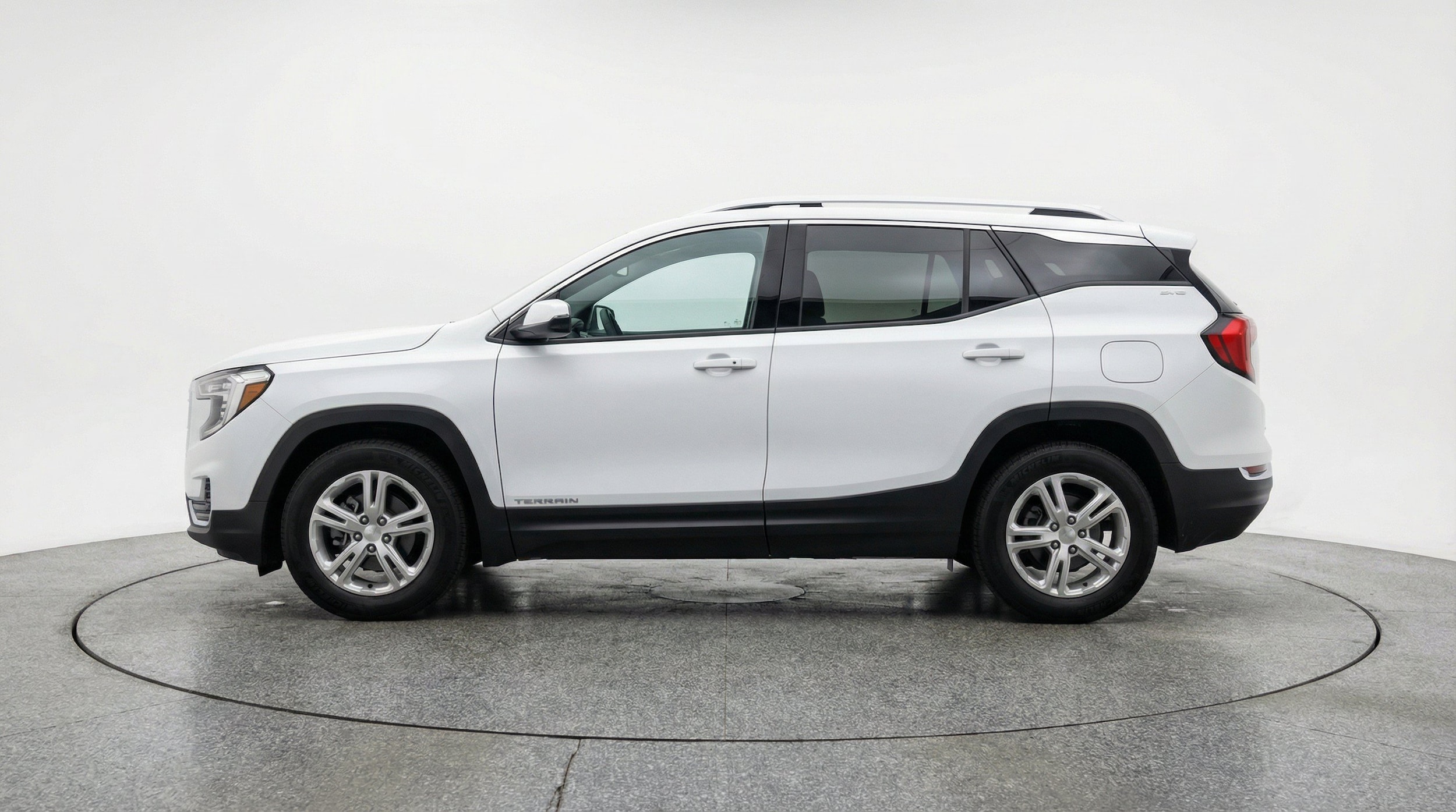 Thumbnail: 2024 GMC Terrain - 5
