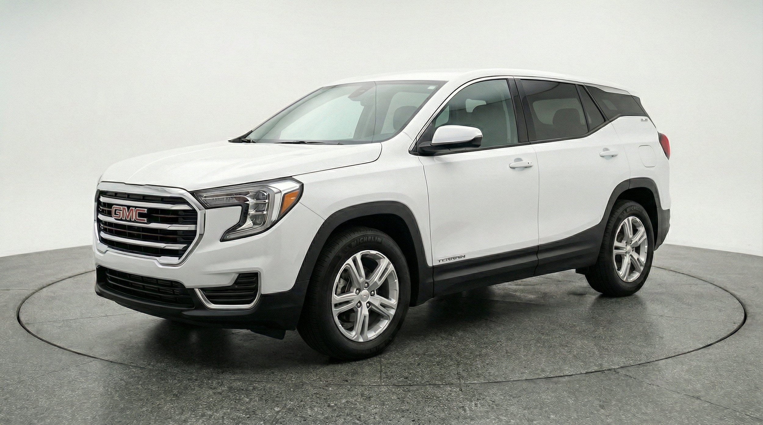 Thumbnail: 2024 GMC Terrain - 3