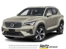 2024 Volvo XC40 B5 Core -
                  Honolulu, HI