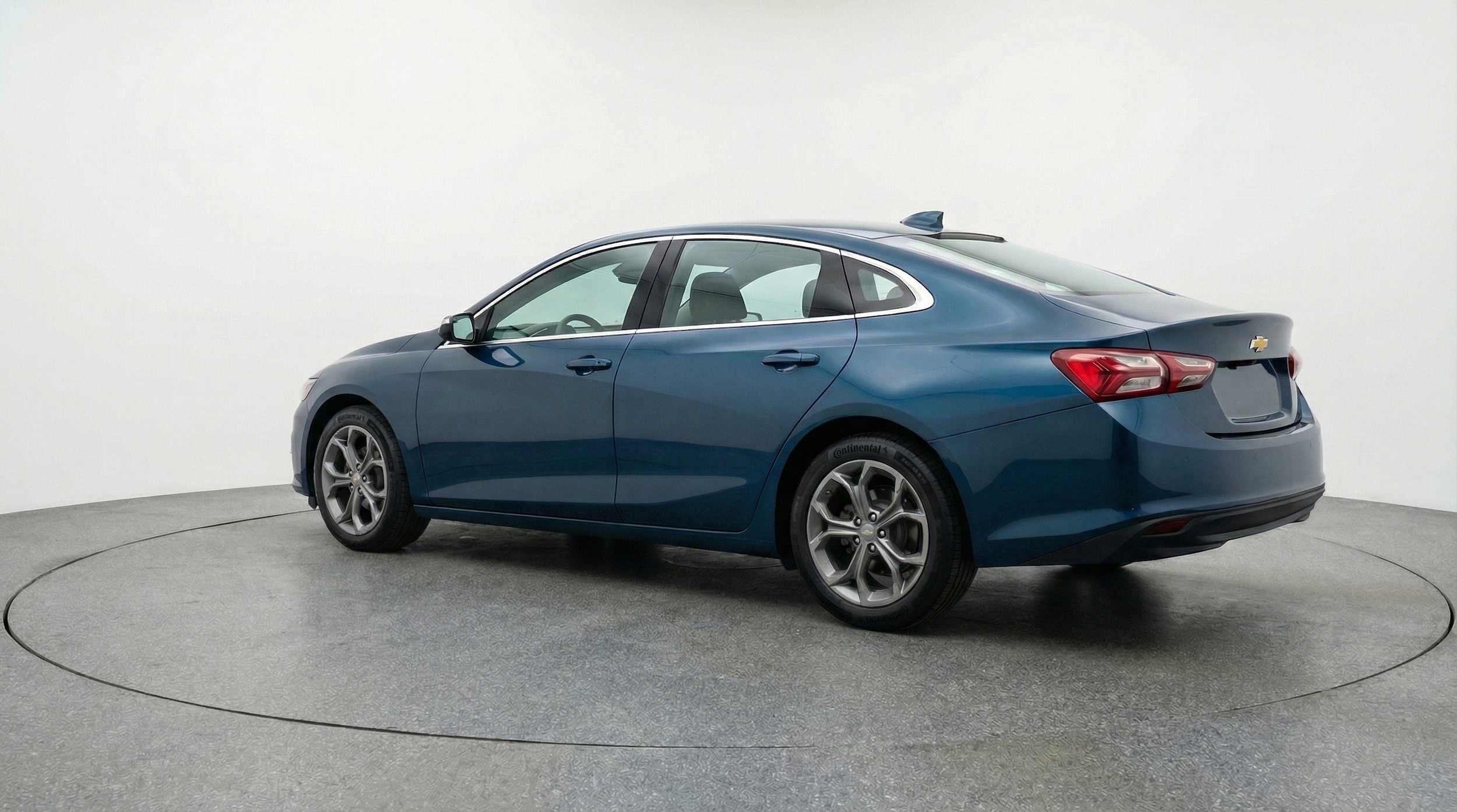 Thumbnail: 2024 Chevrolet Malibu - 6