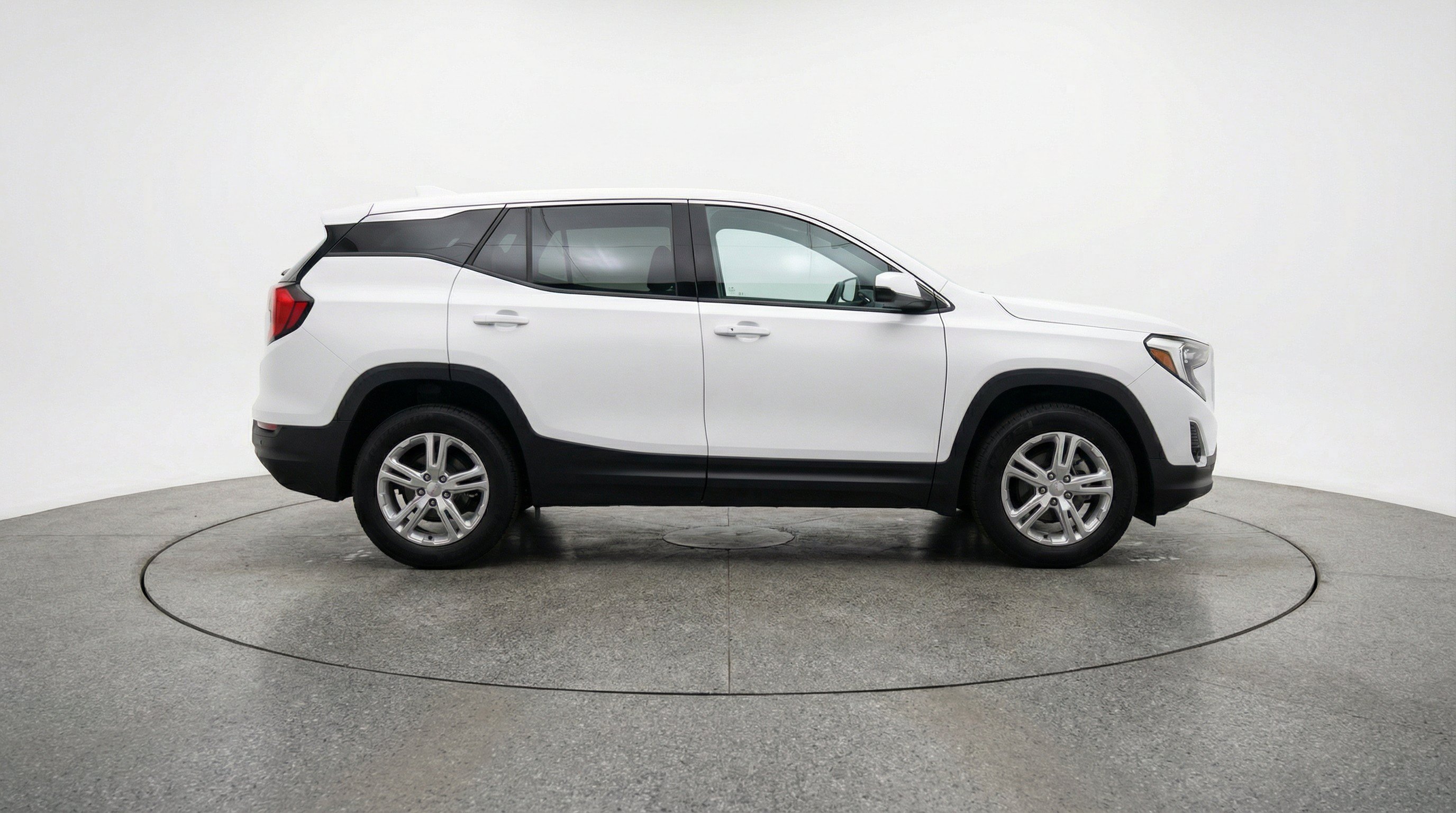 Thumbnail: 2024 GMC Terrain - 10