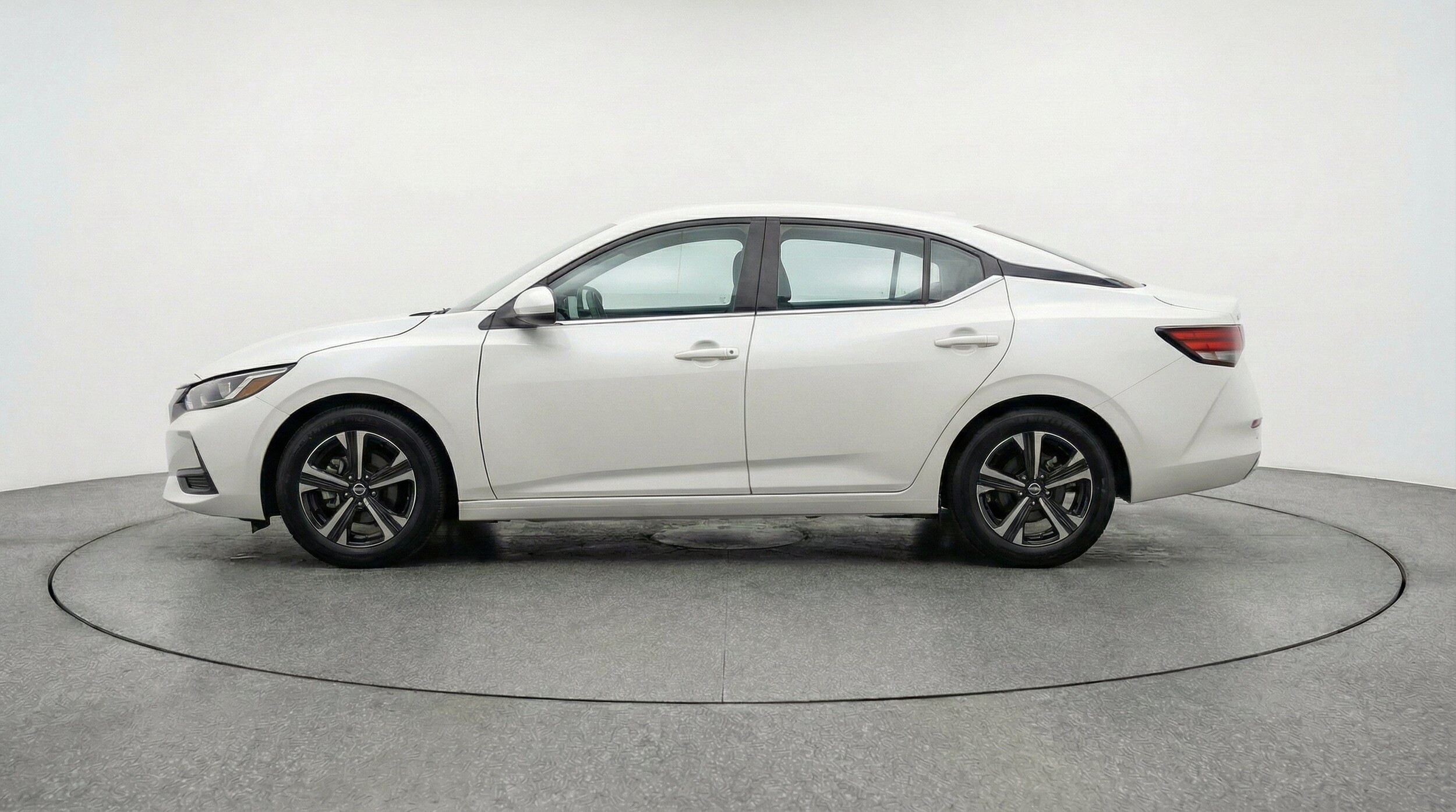 Thumbnail: 2025 Nissan Sentra - 5