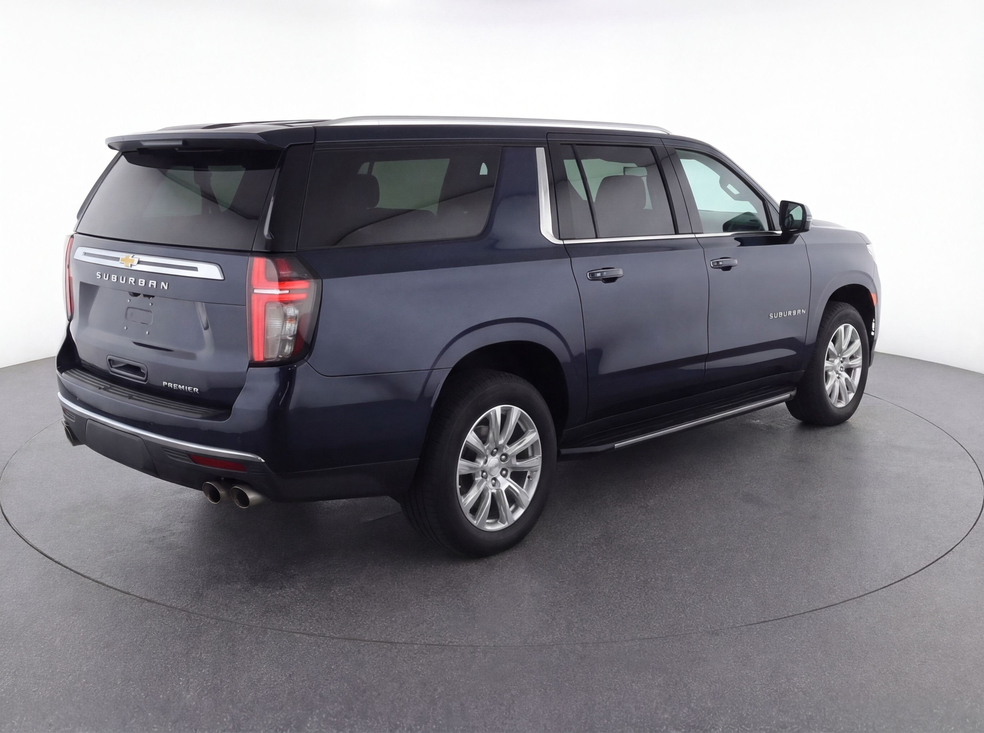 Thumbnail: 2023 Chevrolet Suburban - 9
