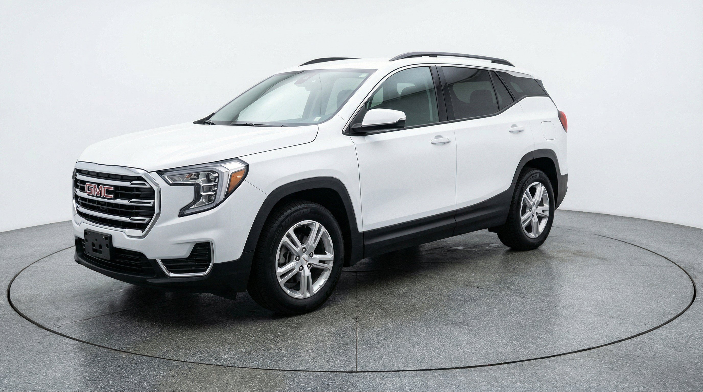 Thumbnail: 2024 GMC Terrain - 3