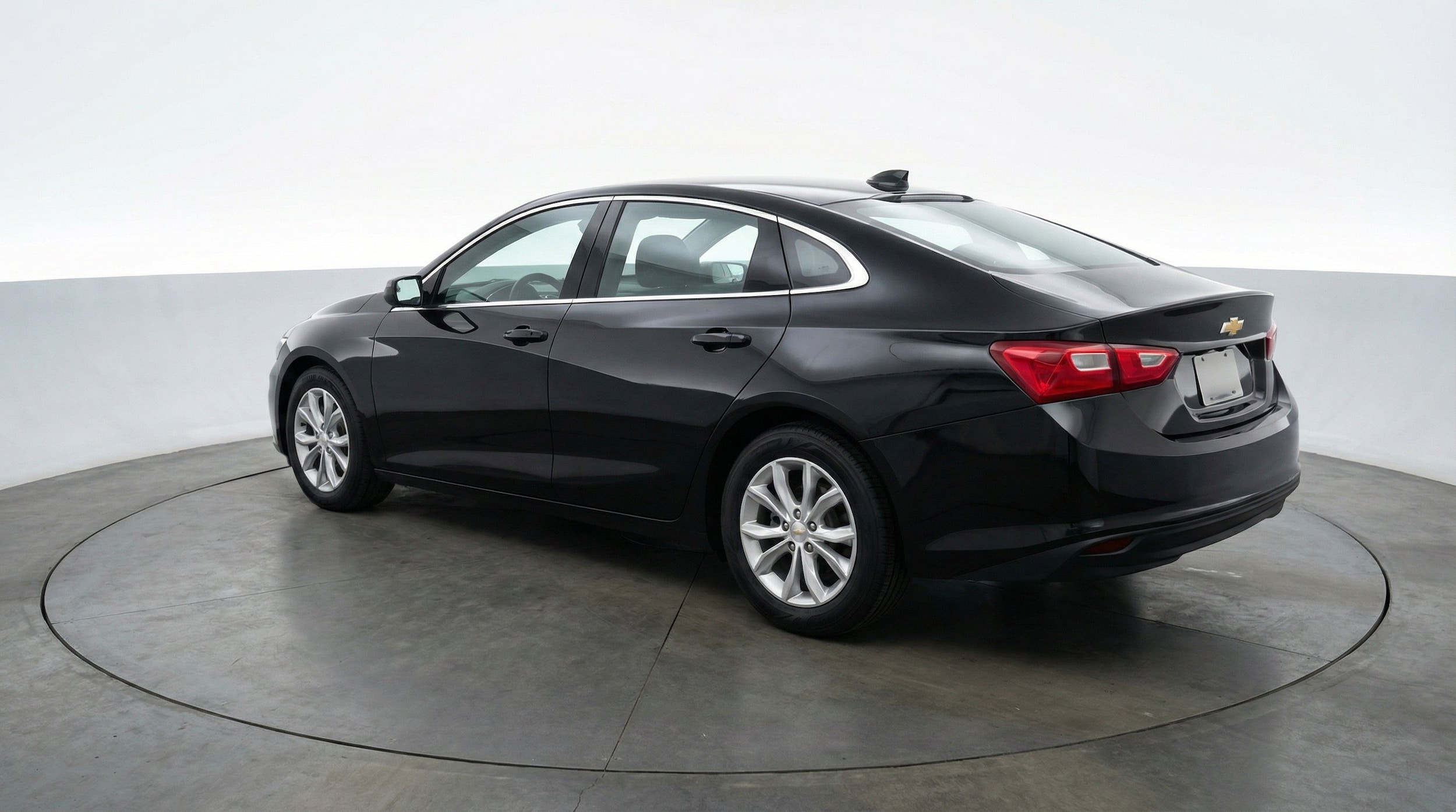 Thumbnail: 2024 Chevrolet Malibu - 6