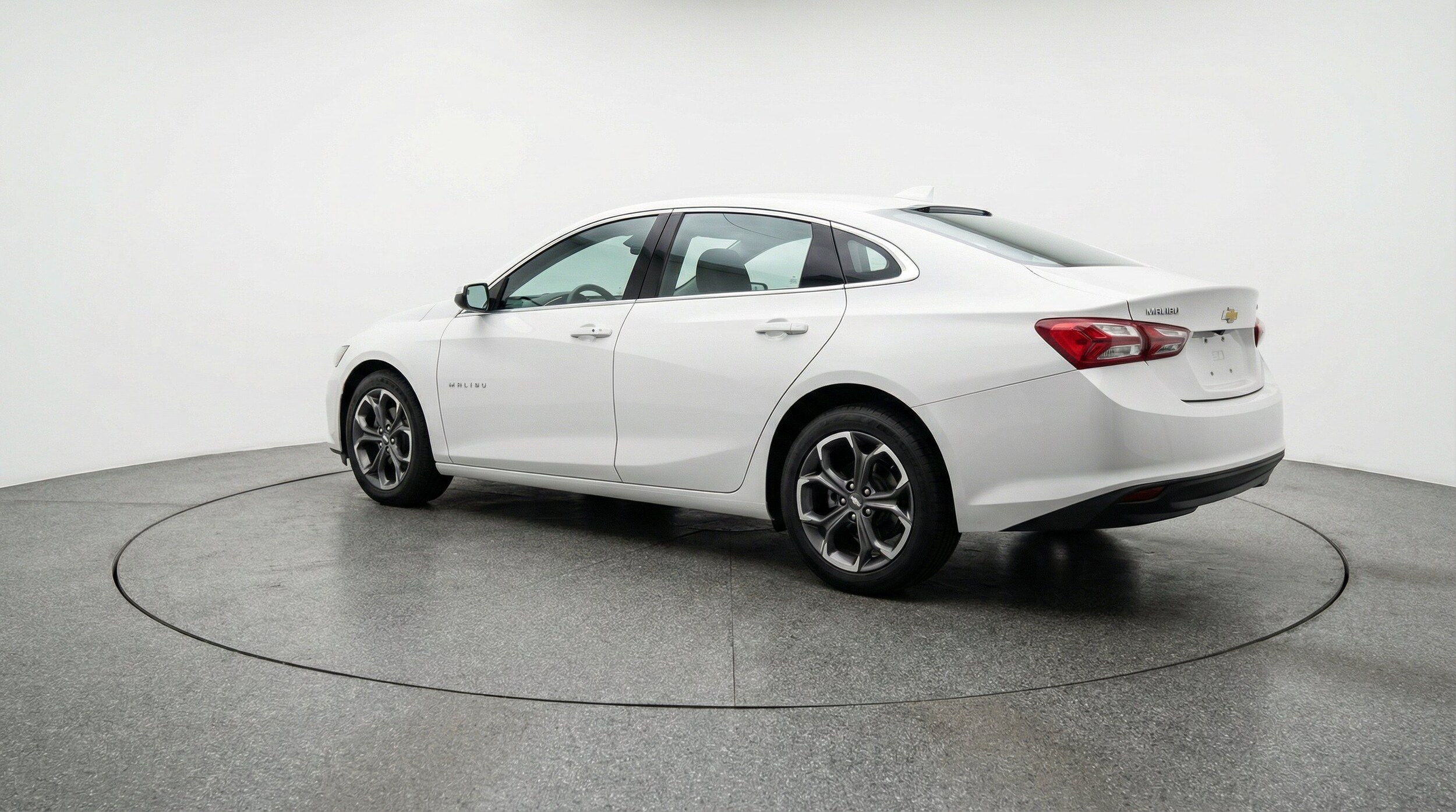 Thumbnail: 2024 Chevrolet Malibu - 6