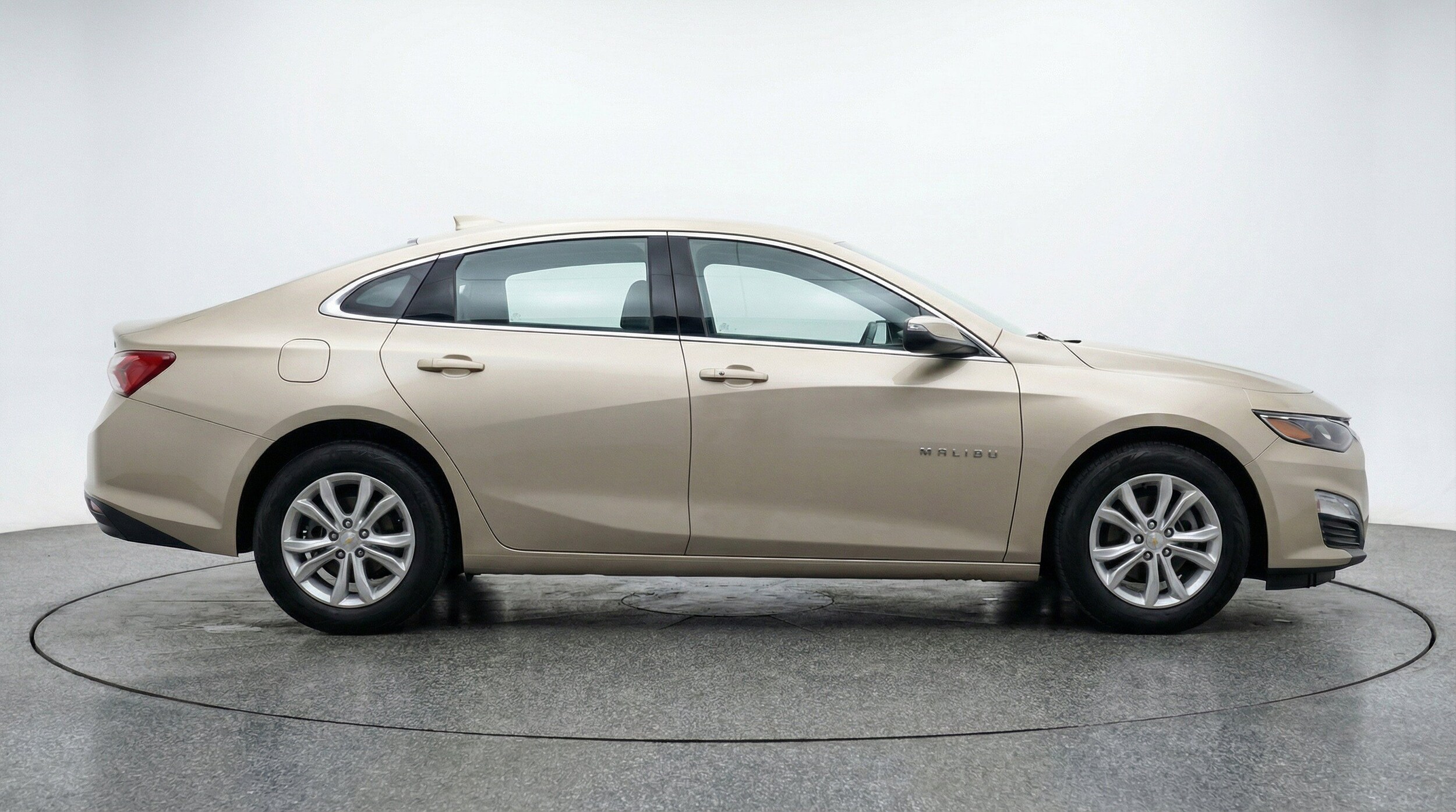 Thumbnail: 2024 Chevrolet Malibu - 11