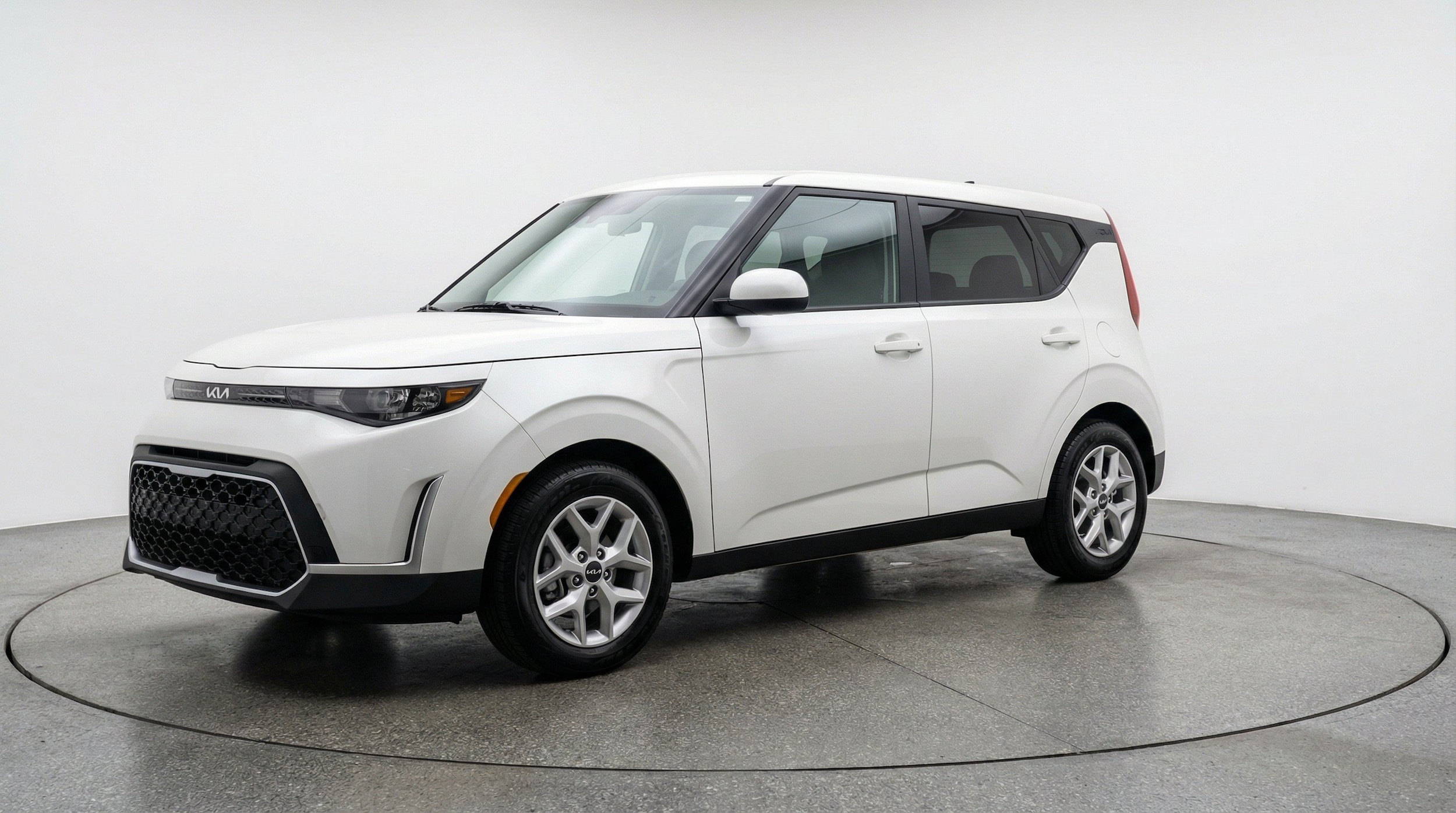 Thumbnail: 2025 Kia Soul - 3