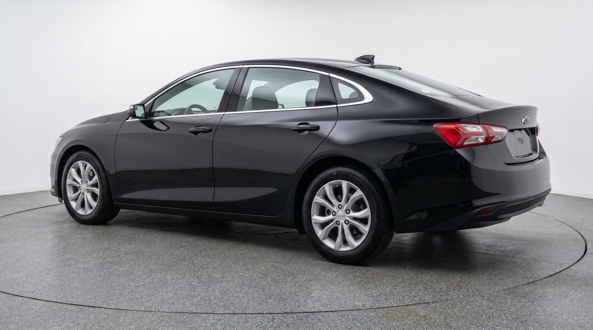 Thumbnail: 2024 Chevrolet Malibu - 6