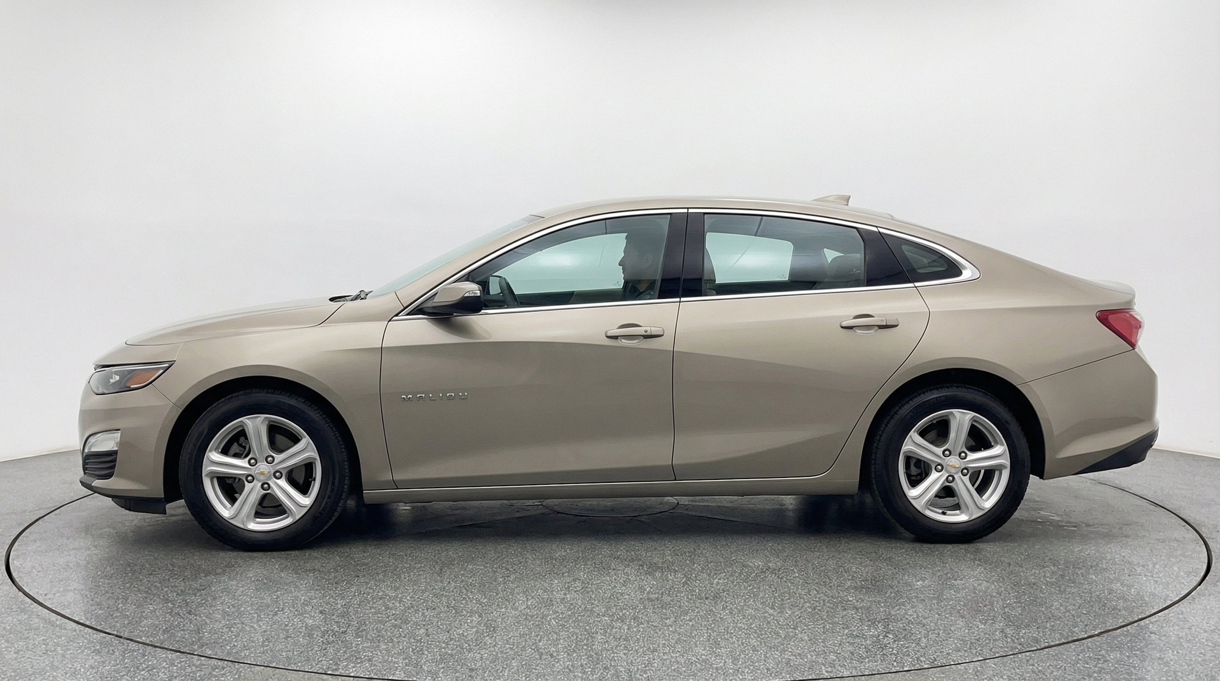 Thumbnail: 2024 Chevrolet Malibu - 5