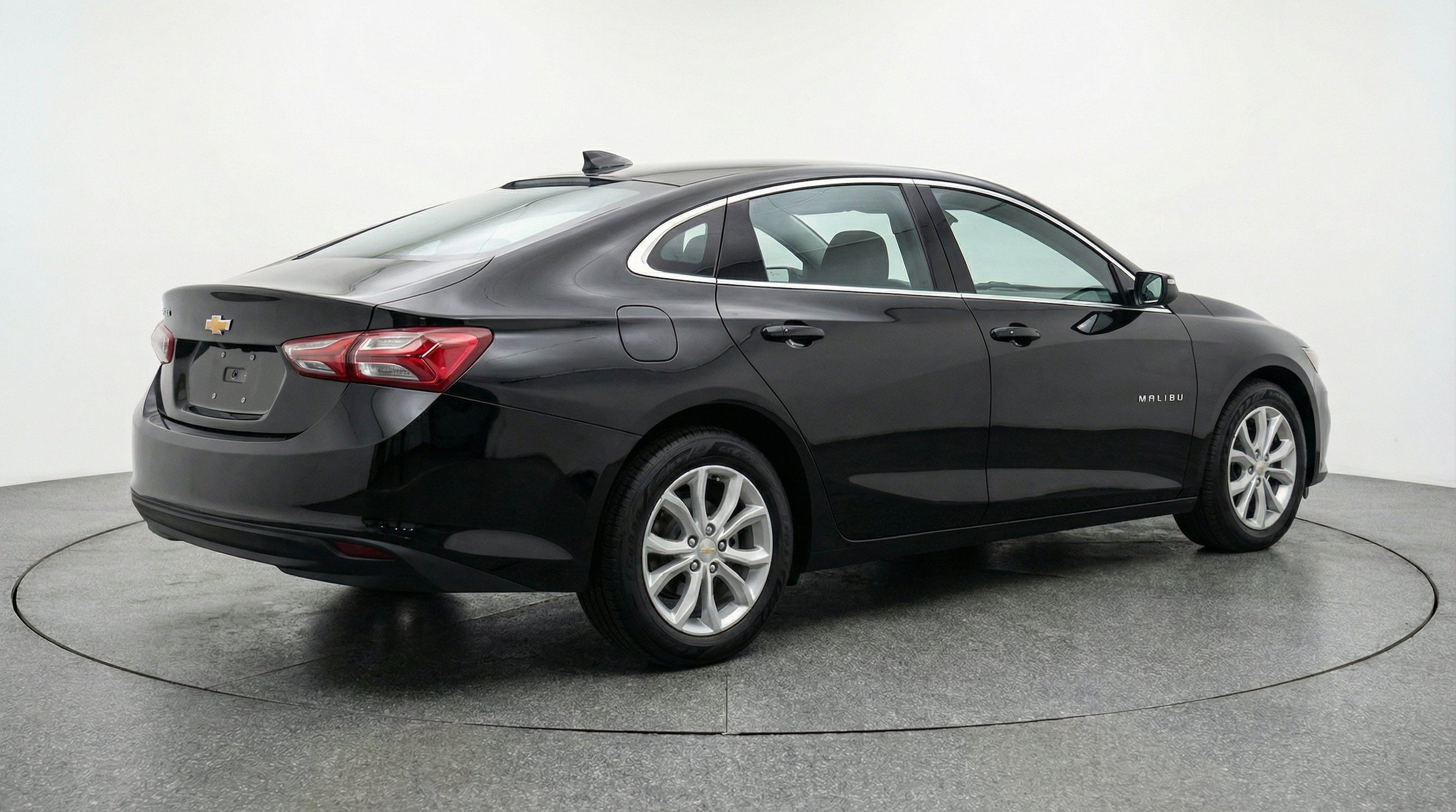Thumbnail: 2024 Chevrolet Malibu - 9