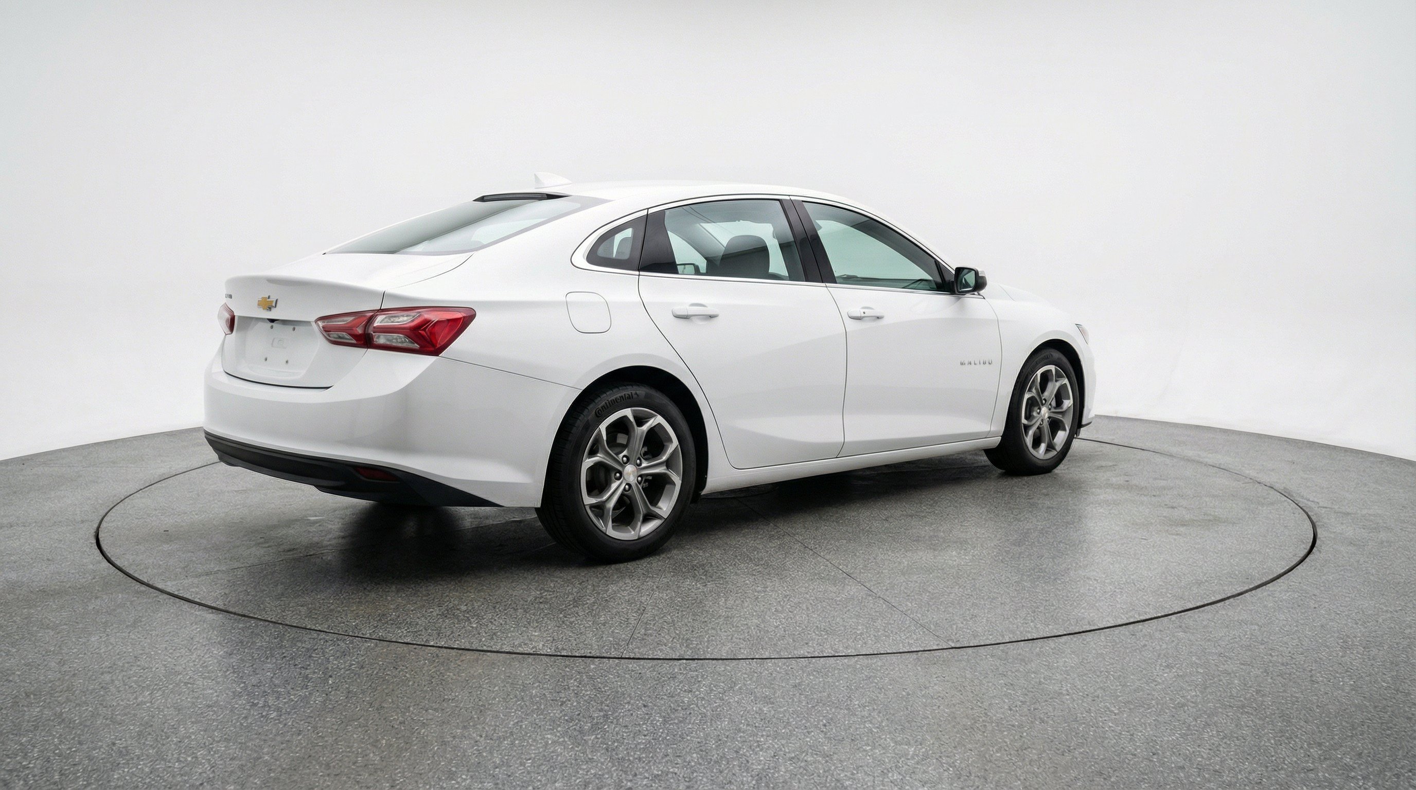 Thumbnail: 2024 Chevrolet Malibu - 9