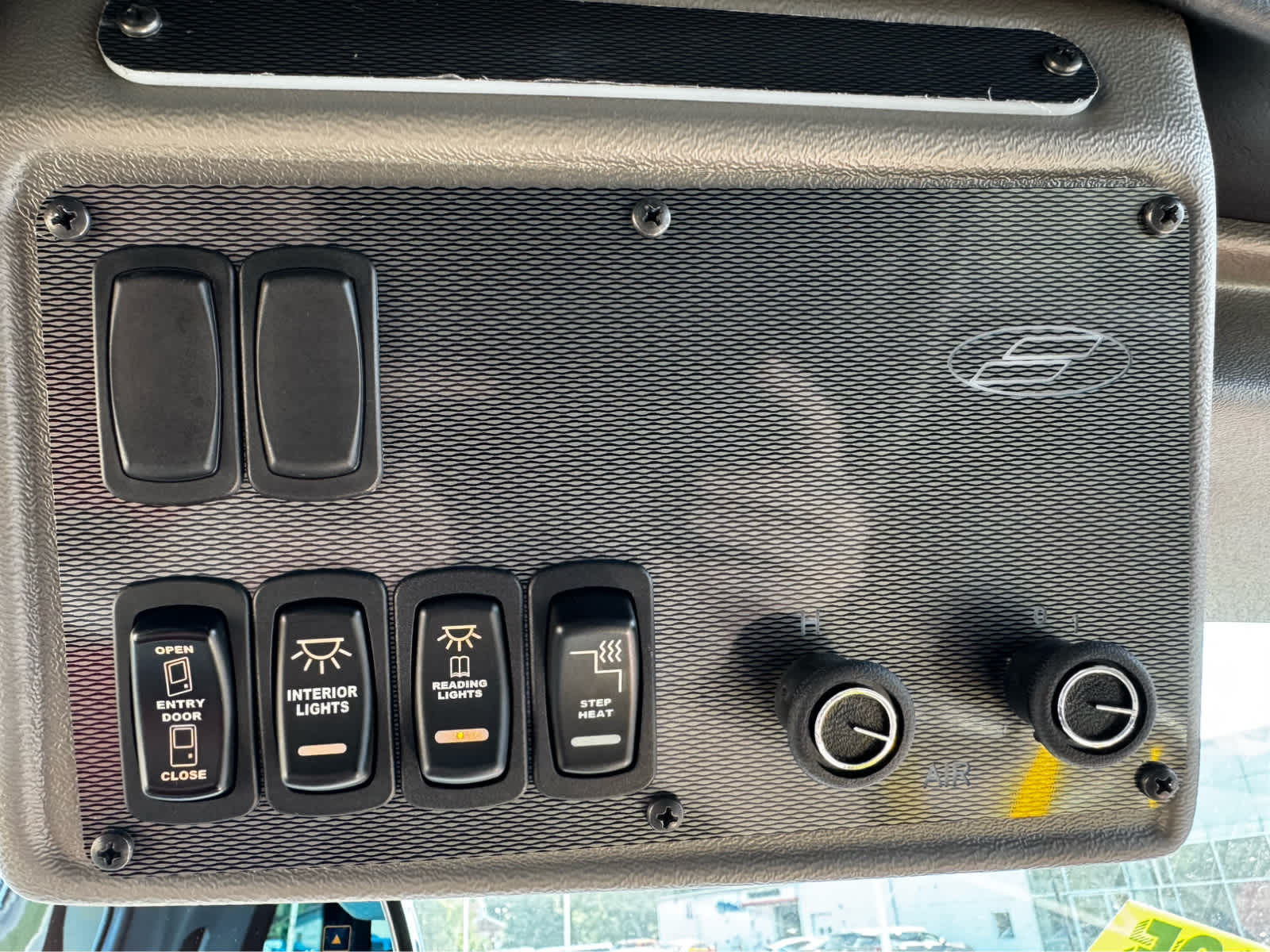 2025 Ford E-Series Cutaway Base - Photo 17