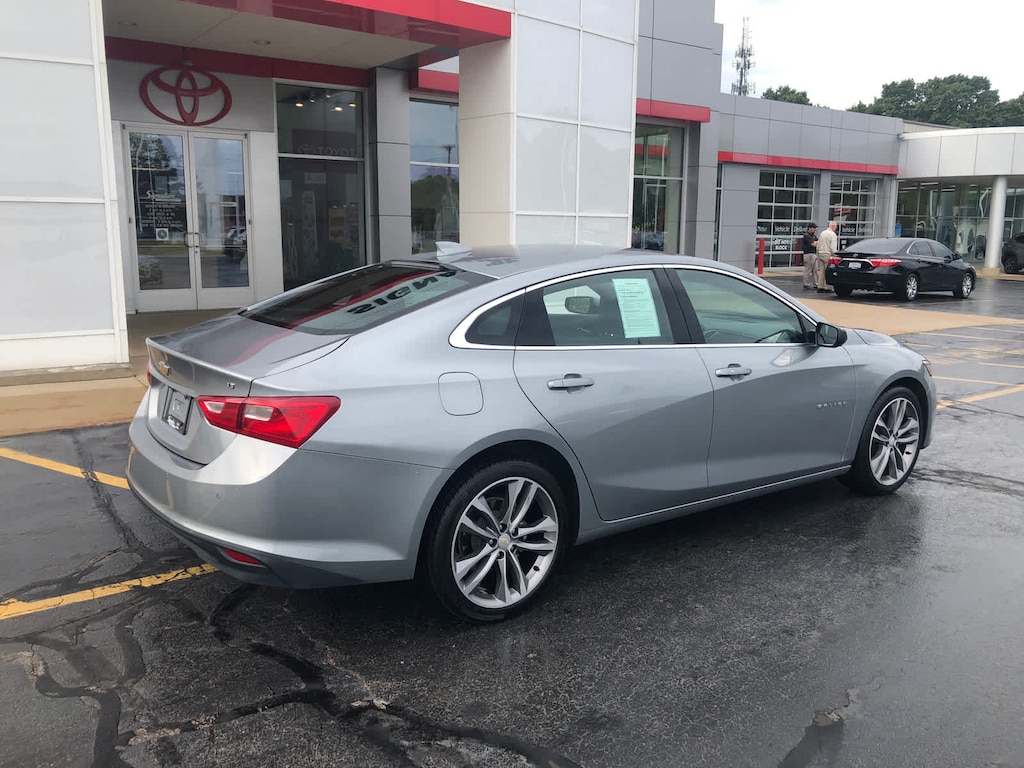 Used 2025 Chevrolet Malibu LT Sdn
