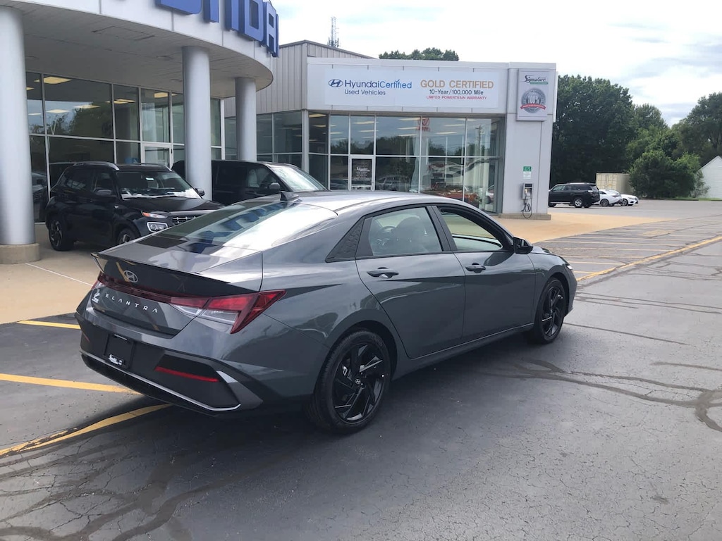 New 2026 Hyundai Elantra SEL Sport Plus Sedan