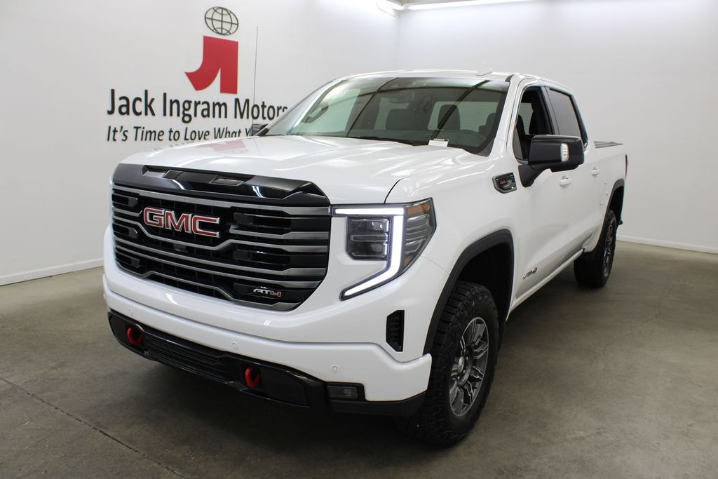Used 2025 GMC Sierra 1500 AT4 Truck Crew Cab