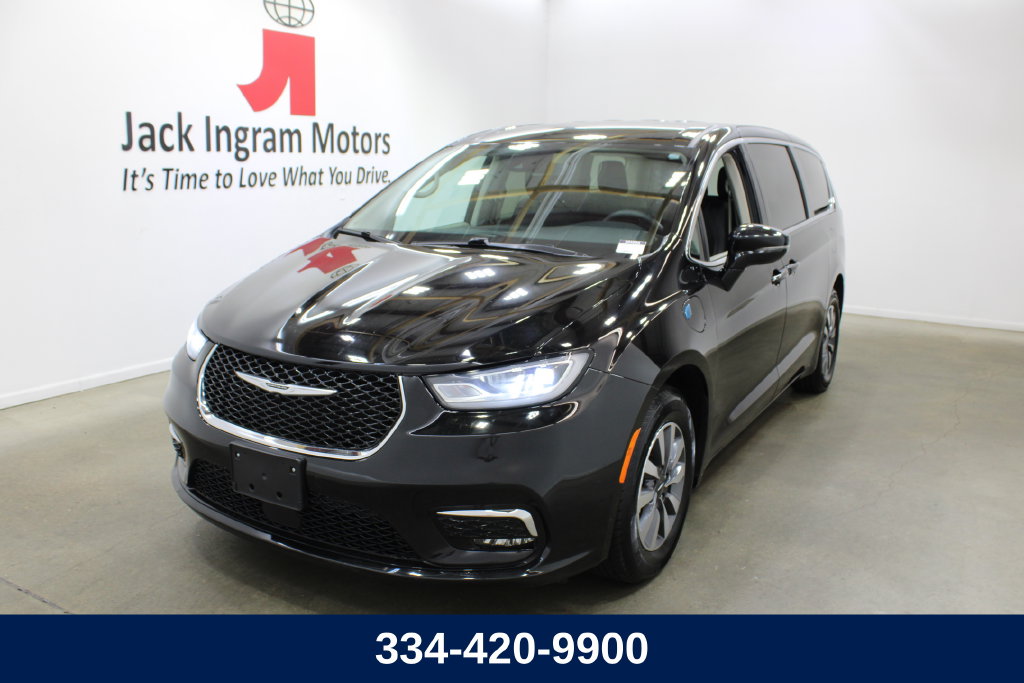  Chrysler Pacifica Hybrid