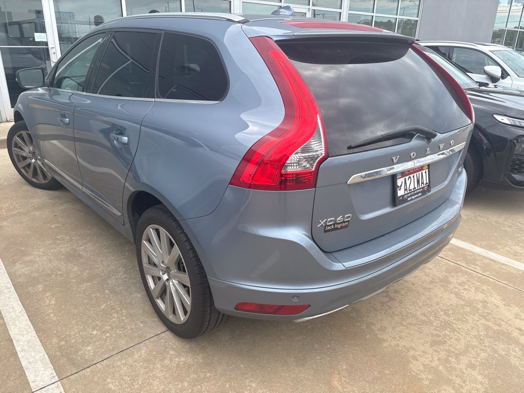 Used 2017 Volvo XC60 T5 FWD Inscription SUV
