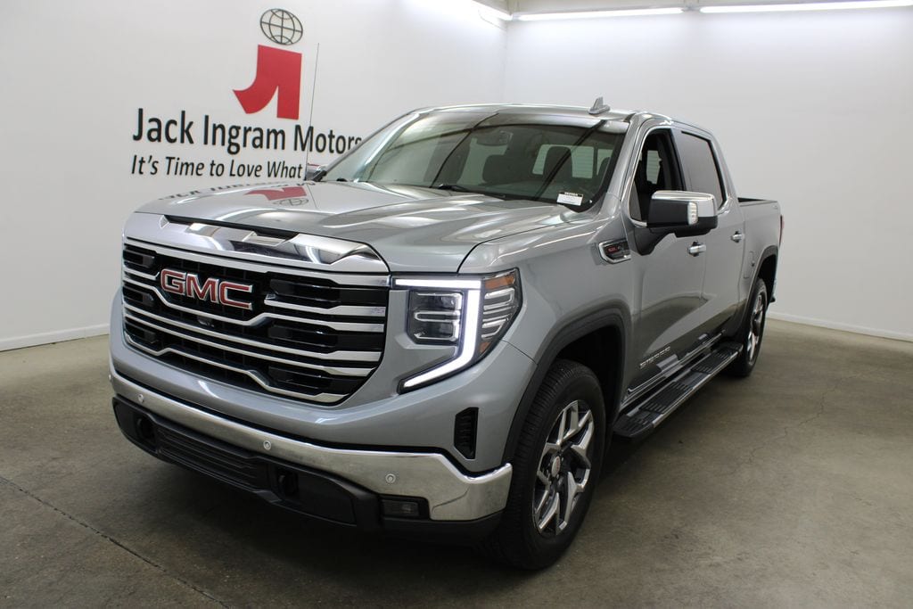 Used 2023 GMC Sierra 1500 SLT Truck Crew Cab