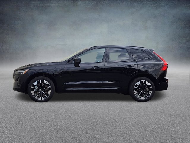 New 2026 Volvo XC60 Plug-In Hybrid T8 Plus SUV
