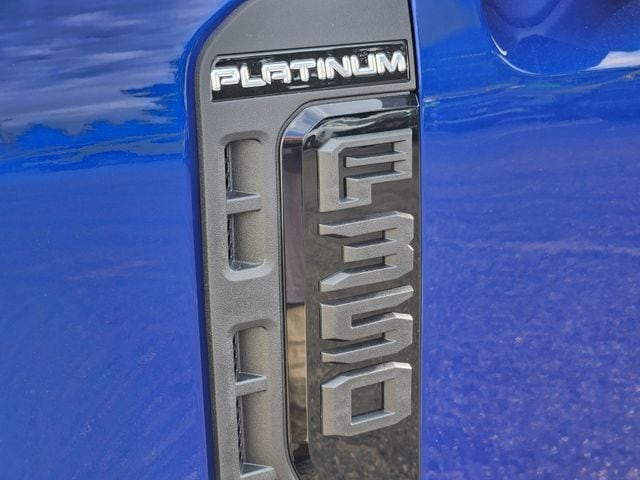2026 Ford F-350 Super Duty Platinum - Photo 17