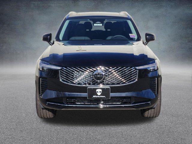 New 2026 Volvo XC90 B5 Core SUV