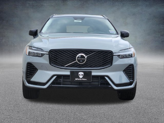 New 2026 Volvo XC60 Plug-In Hybrid T8 Plus SUV