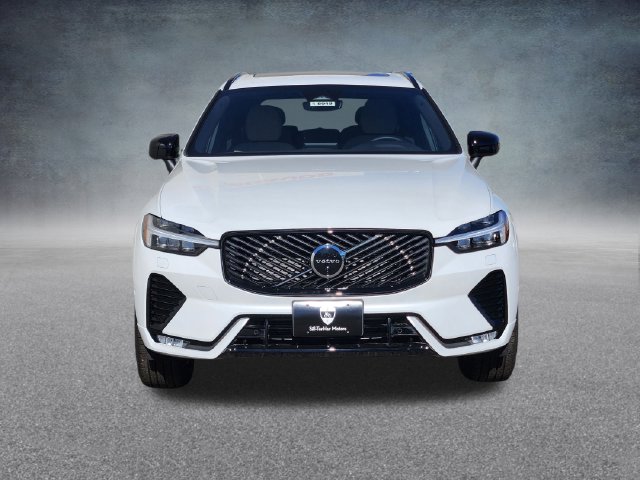 New 2026 Volvo XC60 B5 Plus SUV