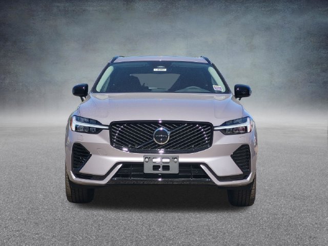 New 2026 Volvo XC60 Plug-In Hybrid T8 Plus SUV