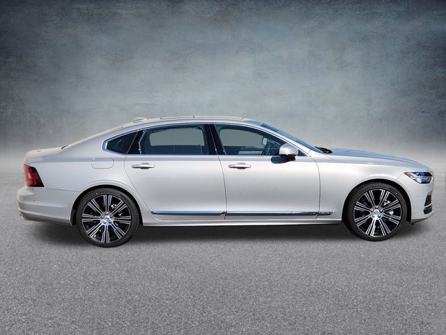 New 2024 Volvo S90 Recharge Plug-In Hybrid Ultimate Sedan