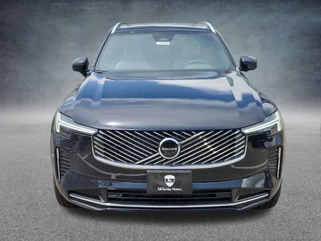 New 2026 Volvo XC90 B5 Plus SUV