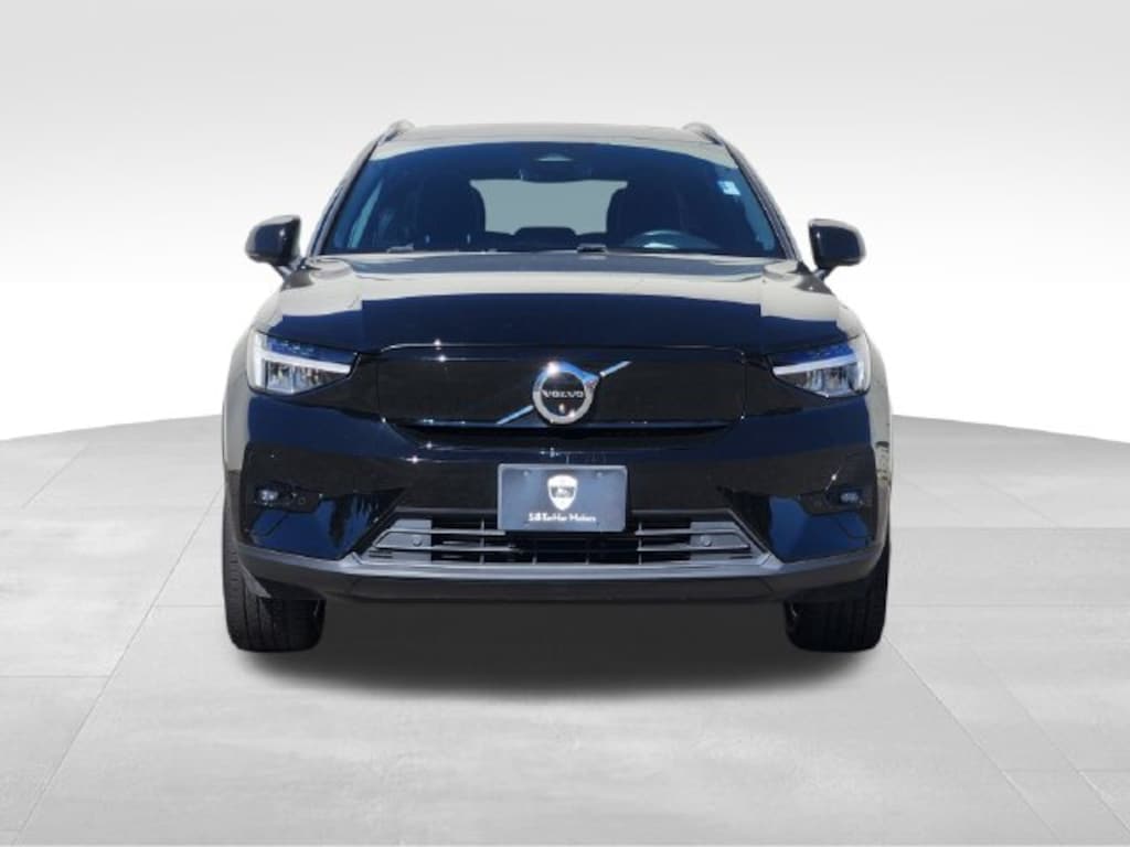 Certified 2023 Volvo XC40 Recharge Pure Electric Twin Plus SUV