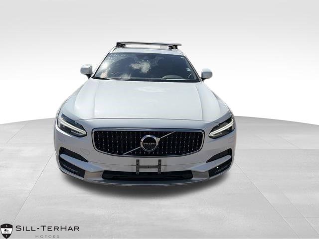  Volvo V90 Cross Country
