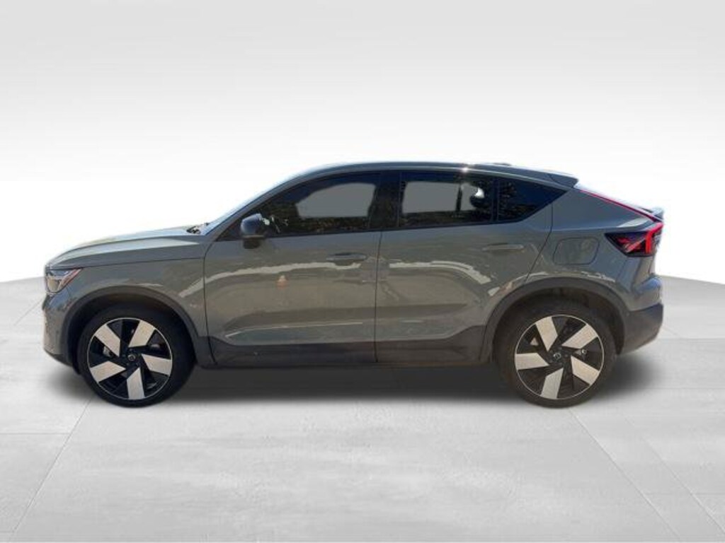 Used 2023 Volvo C40 Recharge Pure Electric Twin Ultimate SUV