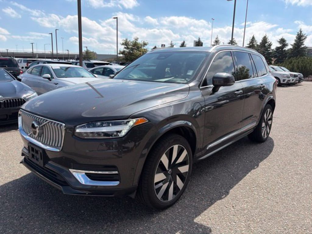 Used 2024 Volvo XC90 plug-in hybrid T8 Plus Bright 7-Seater SUV