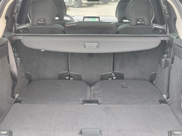 2025 Volvo EX90 Ultra - Photo 17