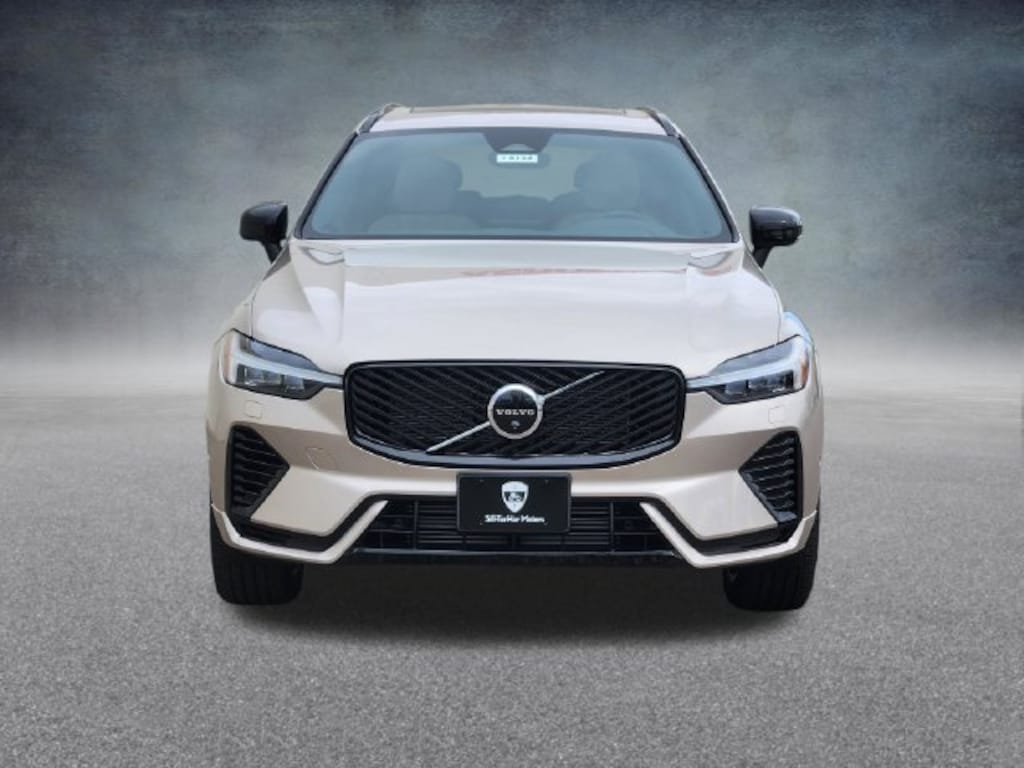 New 2026 Volvo XC60 plug-in hybrid T8 Plus SUV