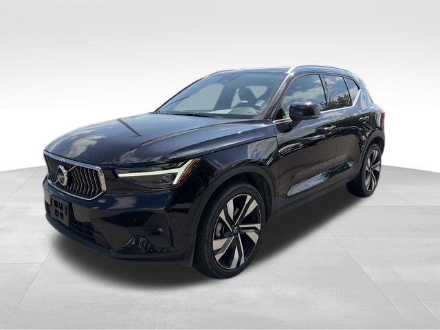 Certified 2023 Volvo XC40 B5 AWD Ultimate Bright SUV